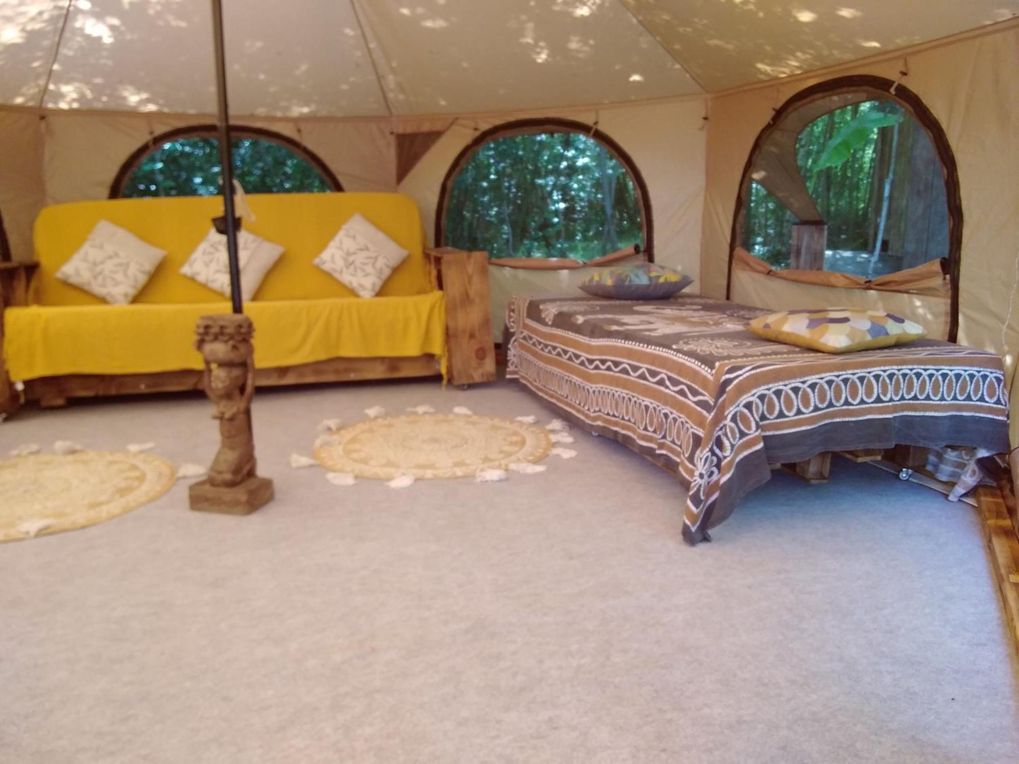 Tente Safari Lodge Dans Foret Luxuriante Vielle-Tursan 외부 사진